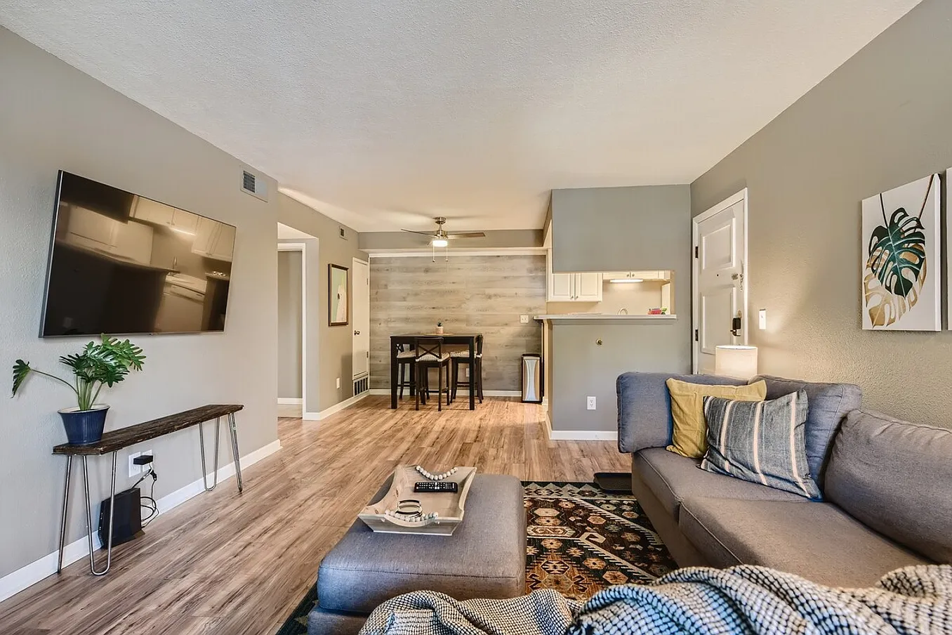 1 bed, $3,213 — Photo 1