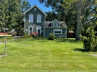 919 Richmond Rd, Lyndhurst, OH 44124