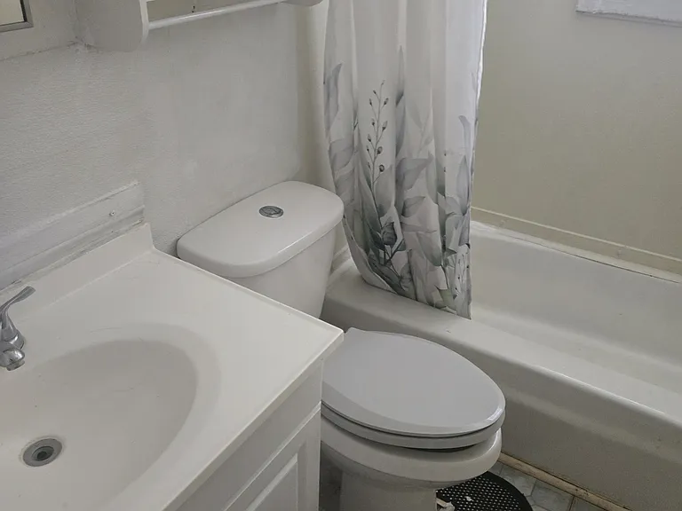 710 Kim St — Photo 4