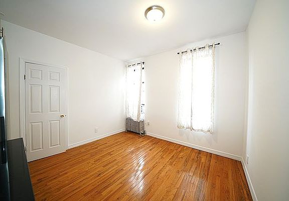 5th image of 1274 1st Ave APT 5