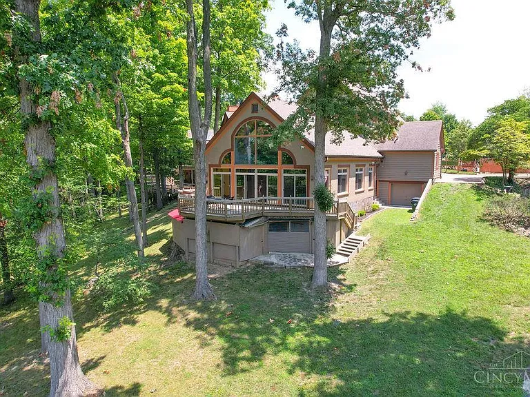 7883 Chestershire Dr — Photo 46