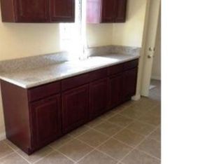 11829 Robin St, Los Angeles, CA 90059