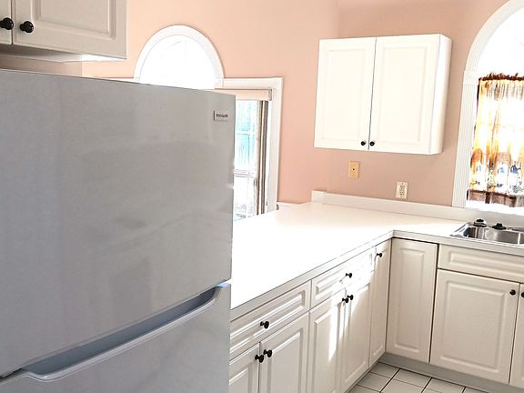 5th image of 4179 Hibiscus Dr APT 304