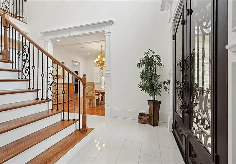343 Summer Garden Dr — Photo 5