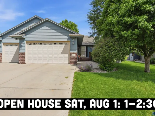 4904 E Tiger Lilly St, Sioux Falls, SD 57110