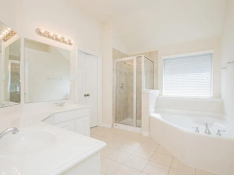 835 Aqua Vista Ln — Photo 10