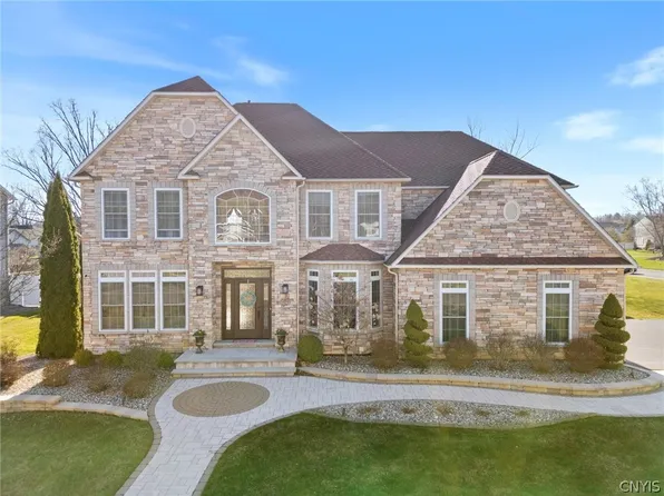 8384 Anglers Clb, Cicero, NY 13039