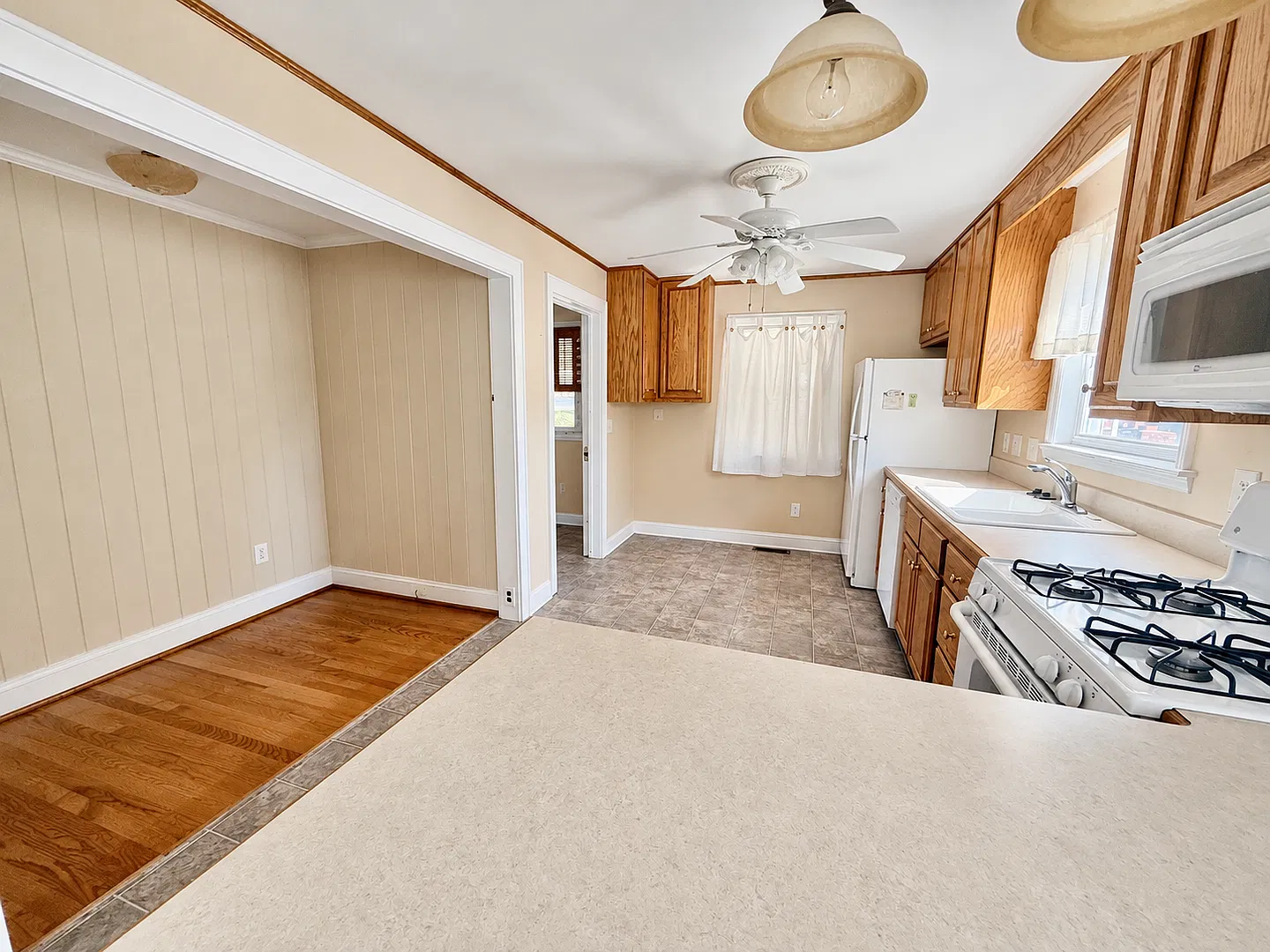 Two bedroom, 1 bath house in Graham — Photo 4