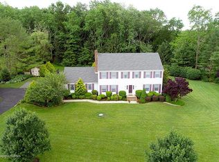 1 Damiano Dr, Cream Ridge, NJ 08514