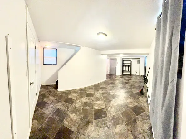 2071 Haring Street image 10 of 25