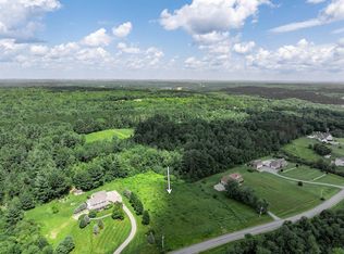 60 Foster Ave, Hampden, ME 04444