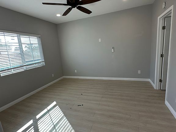 3rd image of 543 W G St