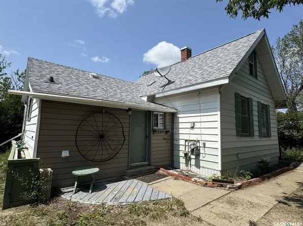 114 3rd AVENUE, Climax, SK S0N 0N0