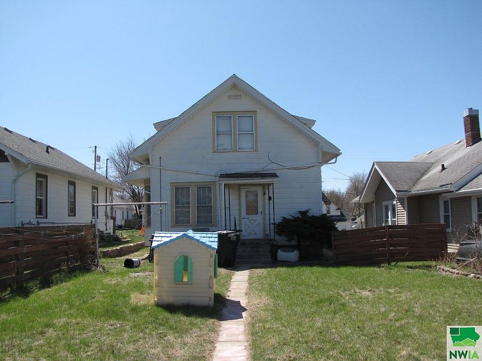 1st image of 2817 Leech Ave