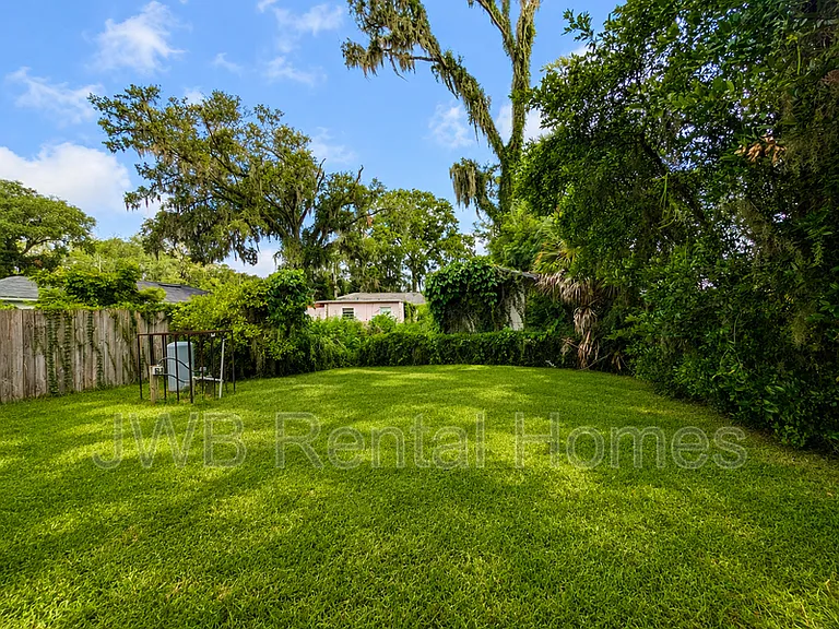 7625 Dandy Ave — Photo 15