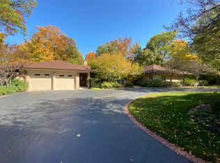 1553 Knollwood Ln, Highland Park, IL 60035