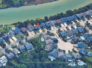 138 Colbeck Dr, Welland, ON L3C 7M1