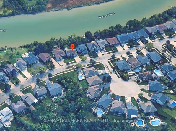 138 Colbeck Dr, Welland, ON L3C 7M1