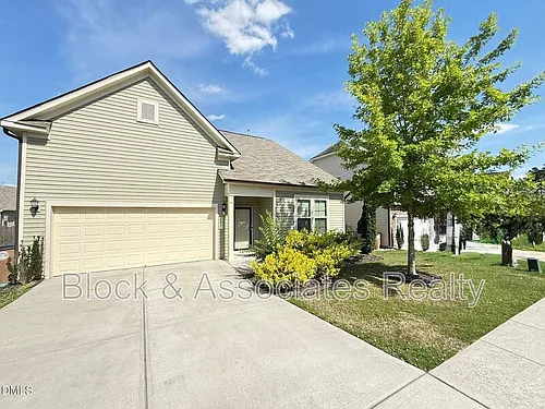 2433 Cedar Rock Dr Photo 1
