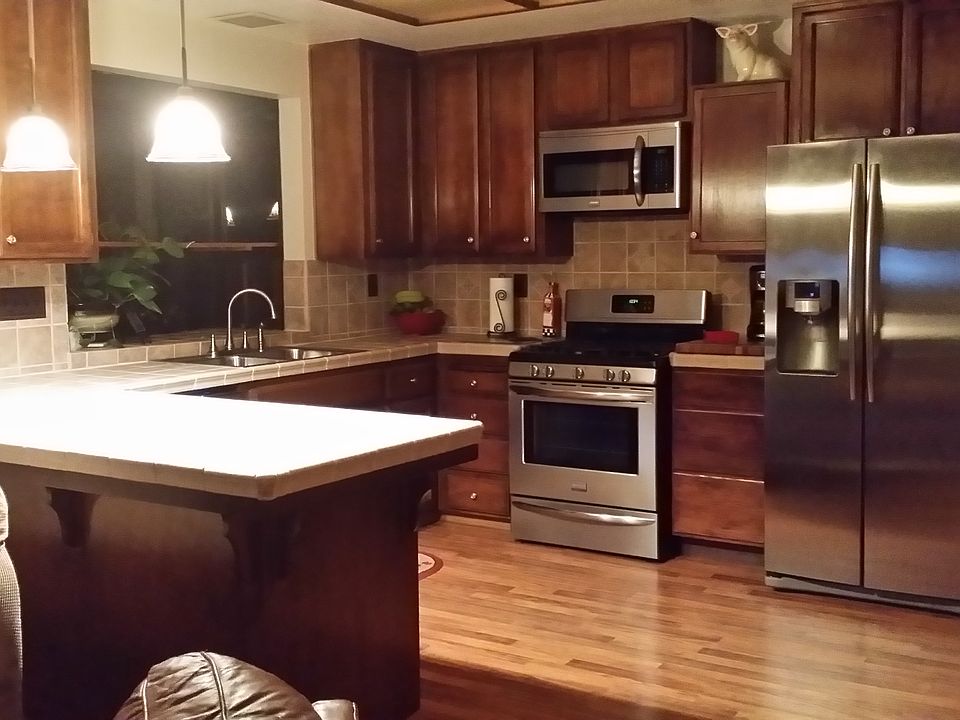 2nd image of 215 Palomar Dr