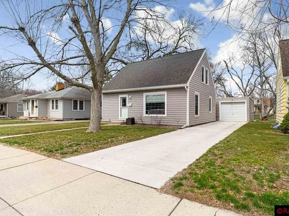 432 Tyler Ave, North Mankato, MN 56003