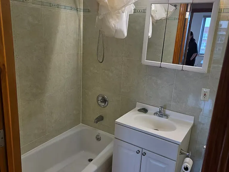 63-14 Queens Blvd #8E — Photo 5