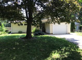 18 Erie Ct, Midland, MI