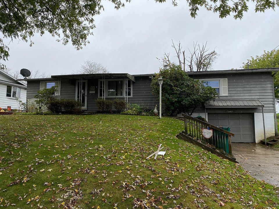 1st image of 106 Long St