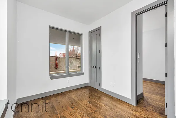 Rented by Rennit Inc. | media 35