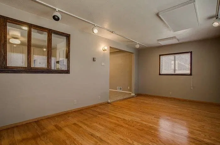 3 bed, 1600 sqft, $1,900 — Photo 4