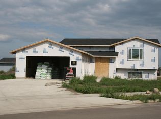 2009 S Lawson St, Aberdeen, SD 57401