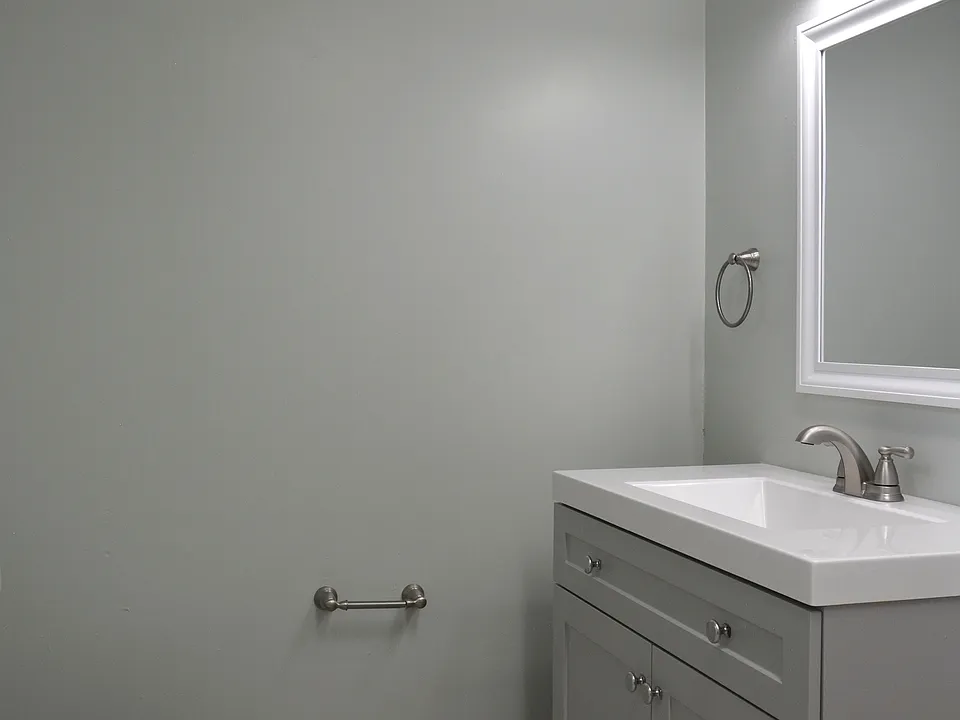 Bathroom_04122022