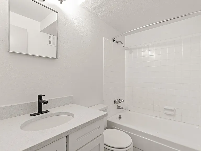 The Parker Apartments — Photo 3