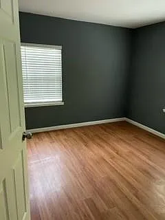 620 E Sears St — Photo 13