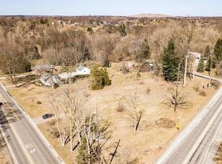 9821 N Beck Rd, Plymouth, MI 48170