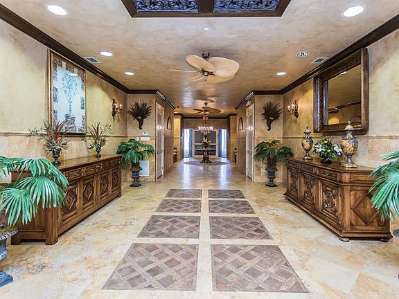 5th image of 19520 Gulf Blvd APT 501