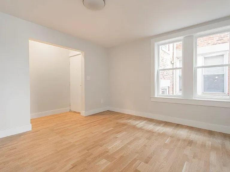 35 South St #4 — Photo 5