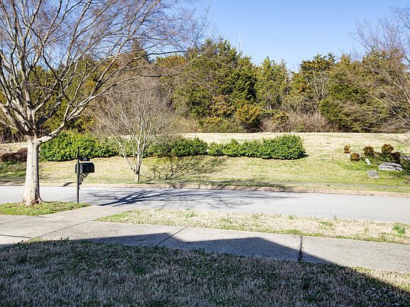3rd image of 119 Carters Glen Pl
