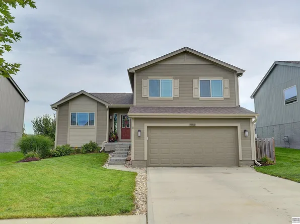 13910 Weber St, Omaha, NE 68142