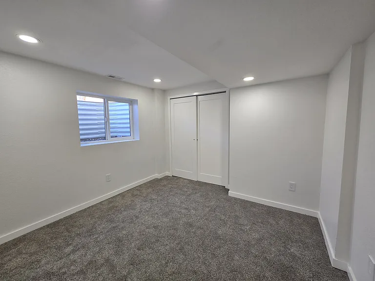 738 E Fountain Blvd — Photo 26