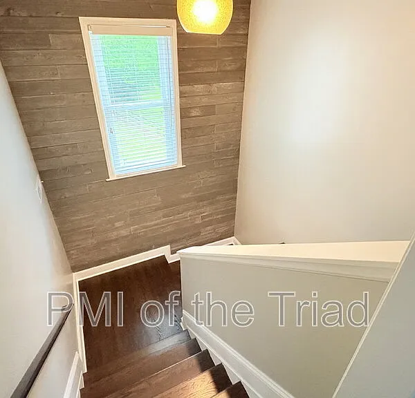 3900 Hunt Chase Ct — Photo 10