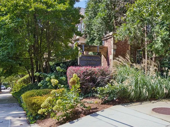 379 Ardmore Ct NW, Atlanta, GA 30309
