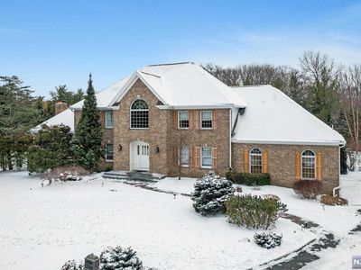 9 Aspen Ct, Mahwah, NJ, 07430