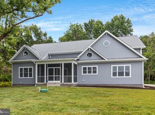 21073 Parker Ln, Leonardtown, MD 20650