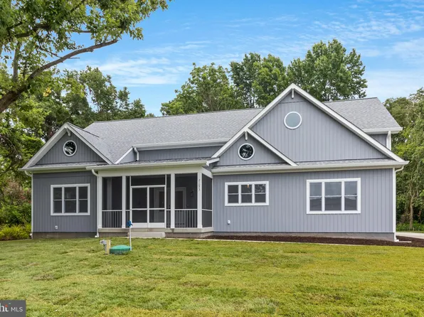 21073 Parker Ln, Leonardtown, MD 20650