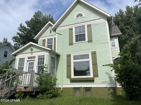 428 S Ash St, Crookston, MN 56716