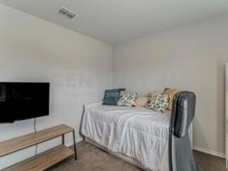 628 Spaulding St — Photo 17