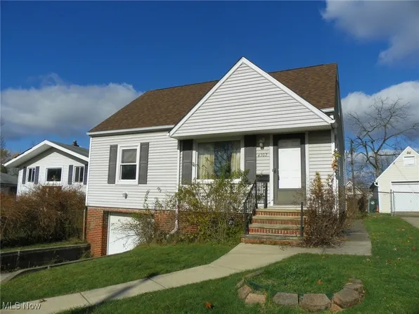 4302 Russell Ave, Parma, OH 44134
