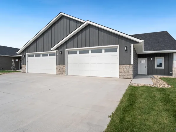 1113 S Foss Ave, Sioux Falls, SD 57110