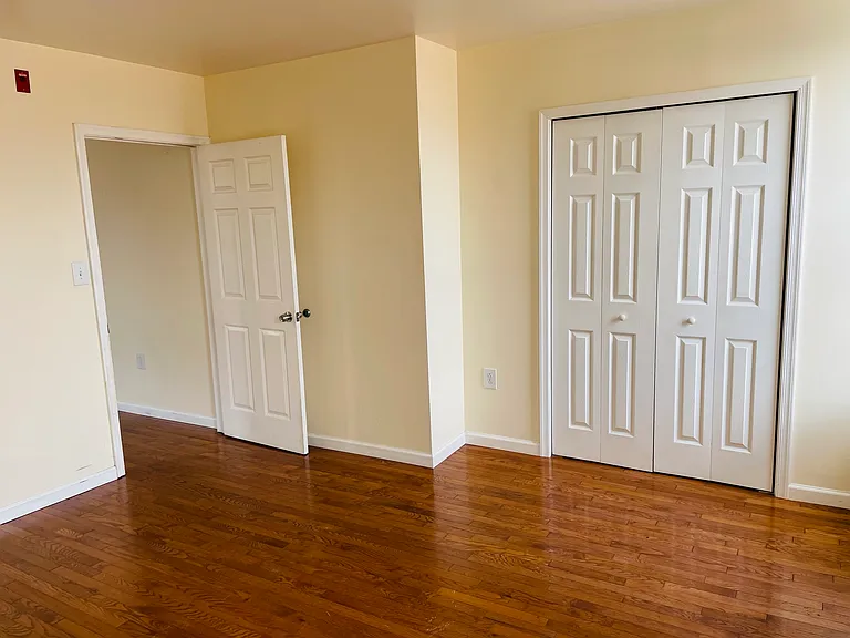 1520 Moore St #1F — Photo 7